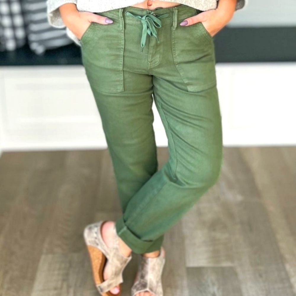 Judy blue Joggers  New w/o tags